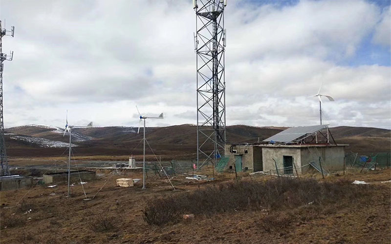 簡述分布式光伏發(fā)電與小型風(fēng)力發(fā)電機的區(qū)別與關(guān)聯(lián)性